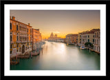 Fotografie vom Canal Grande in Venedig. Fotokunst online kaufen. Wandbild im Rahmen