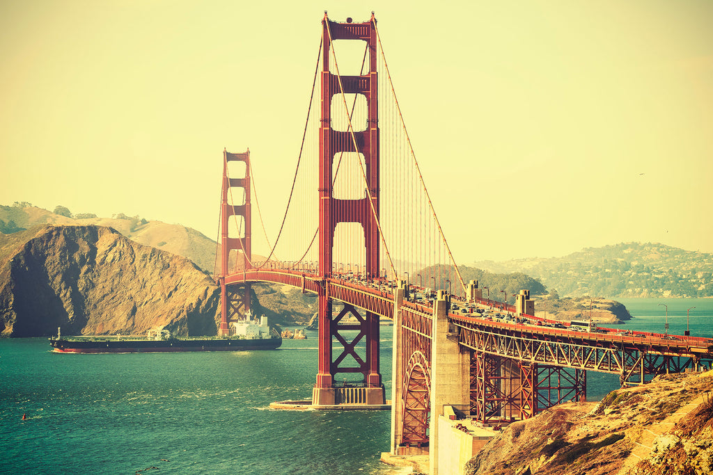 Fotografie der Golden Gate Bridge in San Francisco im Sommer. Fotokunst online kaufen. Wandbild hinter Acrylglas oder als Poster