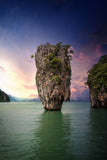 Landschafts Natur Fotografie von James Bond Island in Thailand. Fotokunst und Bilder online kaufen. Wandbild hinter Acrylglas oder als Poster