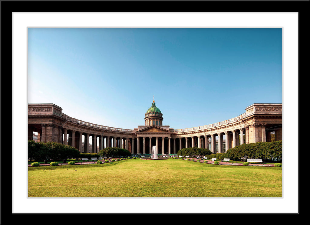 Architektur Fotografie der Kasan Kathedrale. Fotokunst und Bilder online kaufen. Wandbild im Rahmen