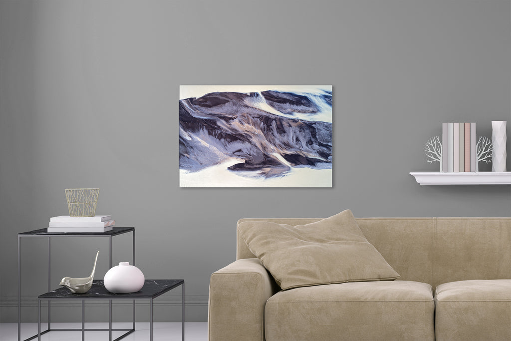 Aufgehängte Abstrakte Natur Landschafts Fotografie eines Flussbettes von oben. Fotokunst und Bilder online kaufen. Wandbild hinter Acrylglas oder als Poster