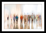 Abstrakte People Fotografie von verwischten Menschen im Panorama Format. Fotokunst und Bilder online kaufen. Wandbild im Rahmen